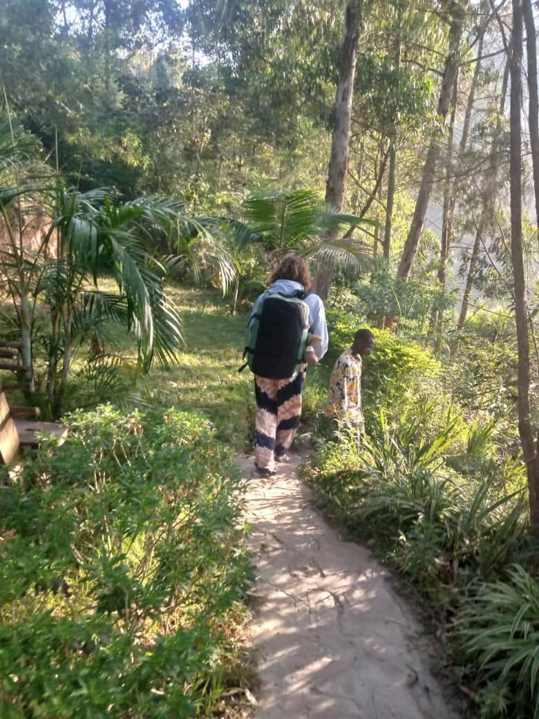 Om Hostel Bunyonyi Kabale ภายนอก รูปภาพ