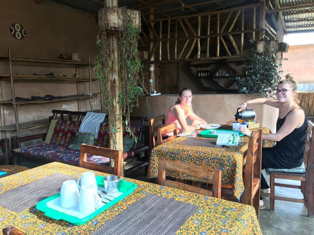 Om Hostel Bunyonyi Kabale ภายนอก รูปภาพ