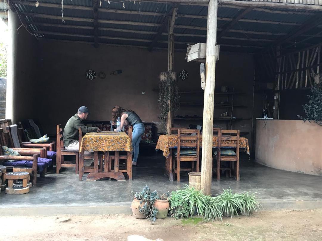 Om Hostel Bunyonyi Kabale ภายนอก รูปภาพ