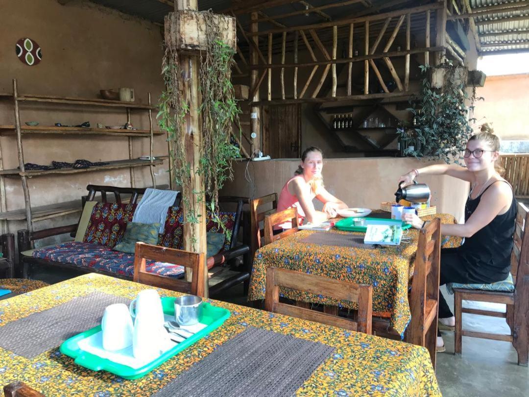 Om Hostel Bunyonyi Kabale ภายนอก รูปภาพ