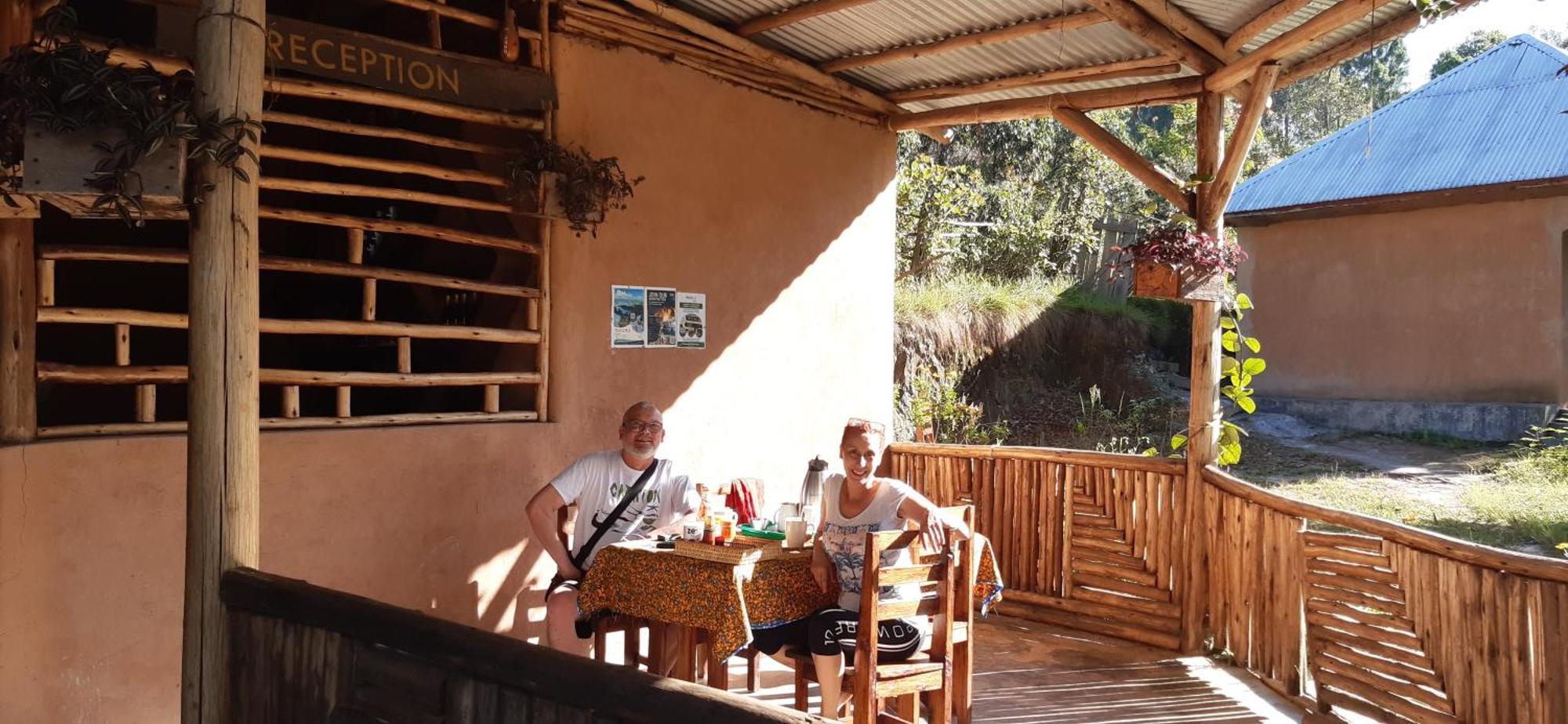 Om Hostel Bunyonyi Kabale ภายนอก รูปภาพ