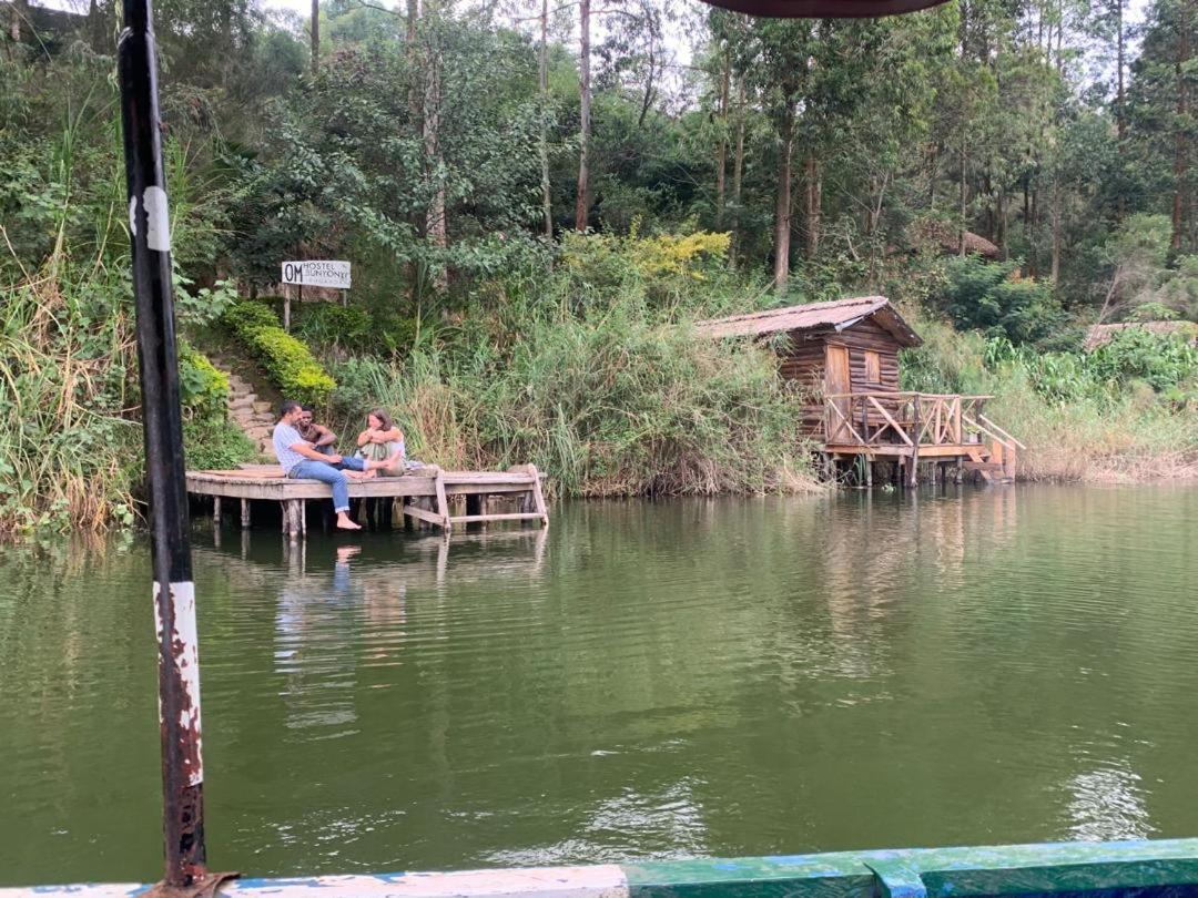 Om Hostel Bunyonyi Kabale ภายนอก รูปภาพ