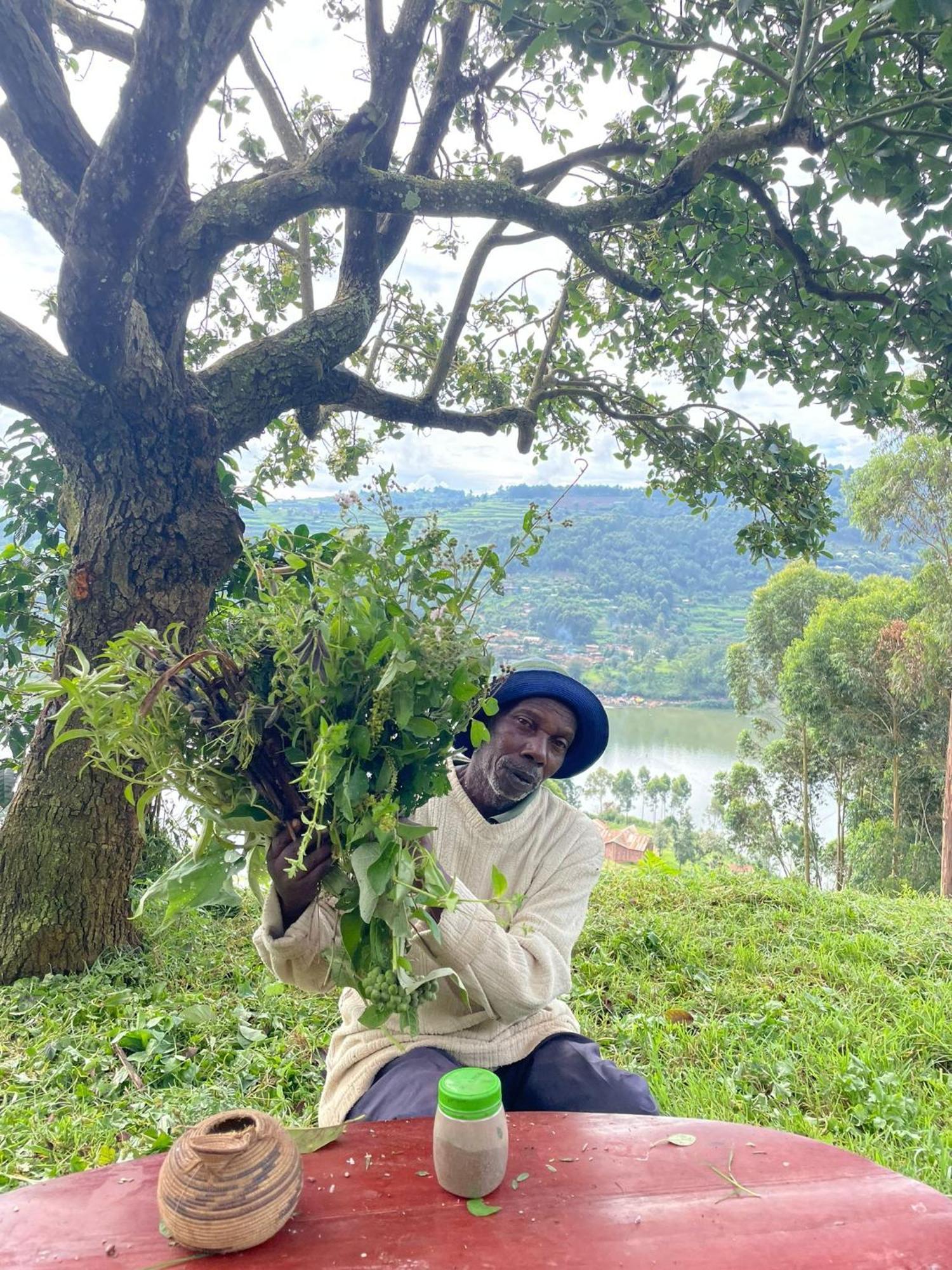 Om Hostel Bunyonyi Kabale ภายนอก รูปภาพ