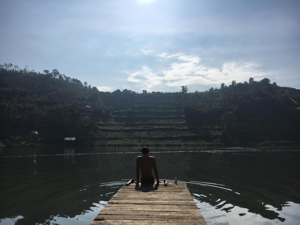 Om Hostel Bunyonyi Kabale ภายนอก รูปภาพ