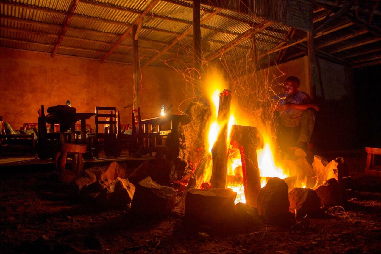 Om Hostel Bunyonyi Kabale ภายนอก รูปภาพ